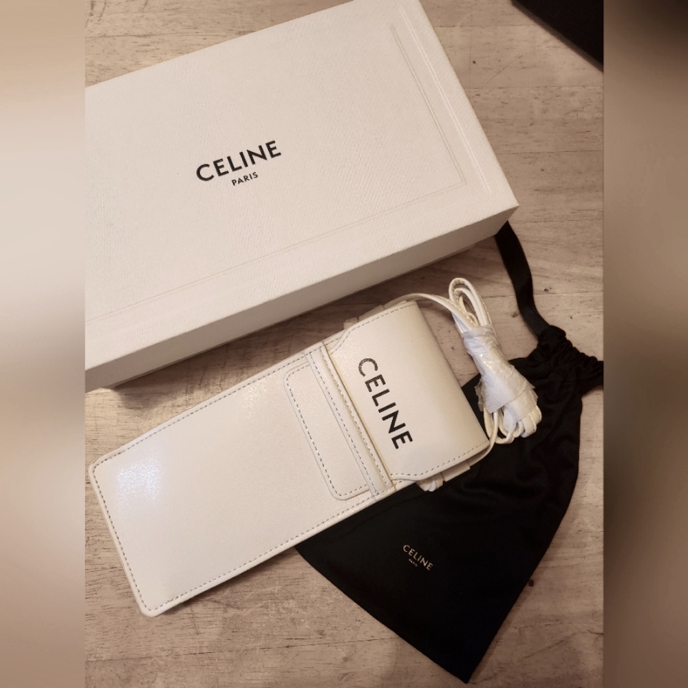 Cellphone pouch/ sunglasses